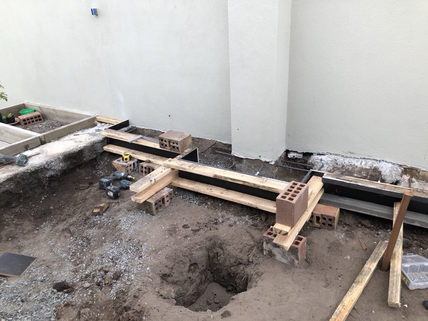 Decking and carports — Thomas Philp Constructions