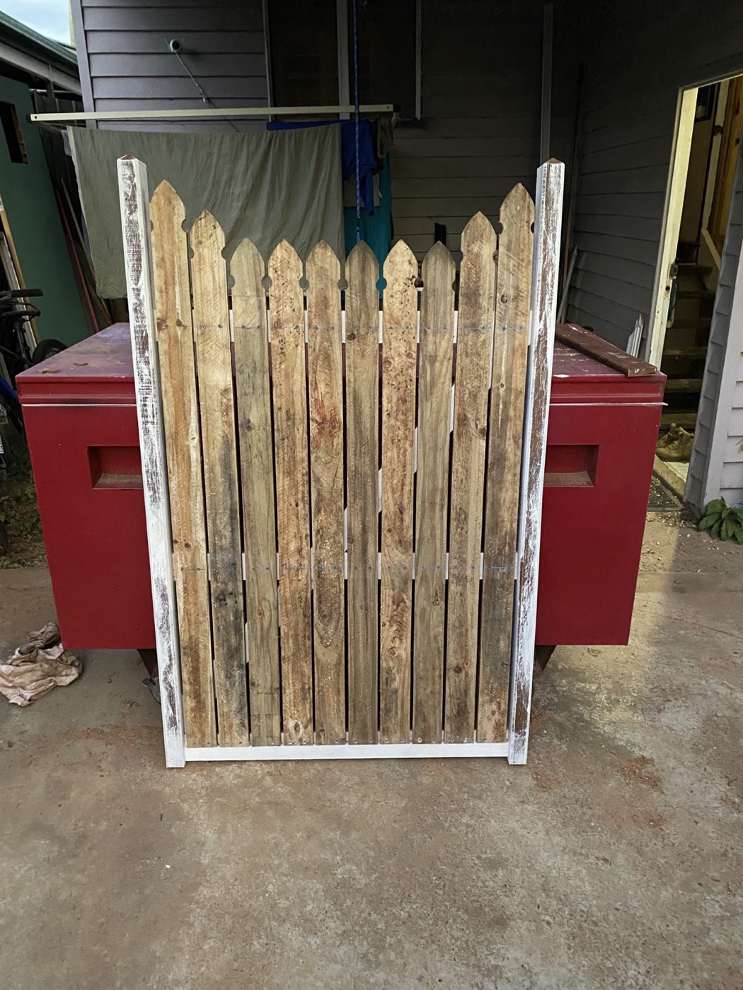 Fencing work — Thomas Philp Constructions